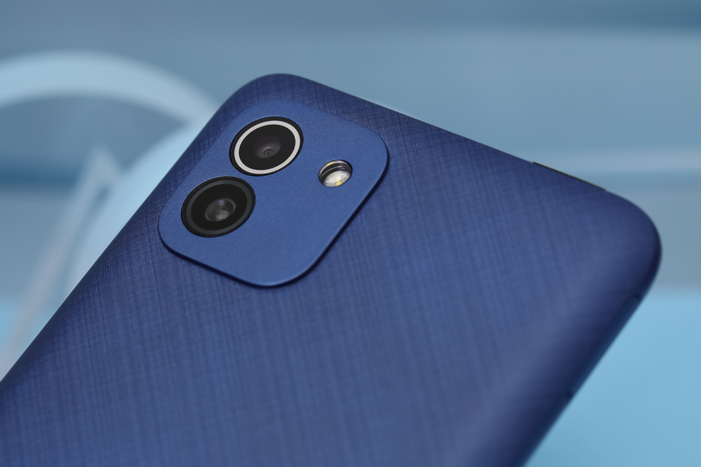 Điện thoại Samsung Galaxy A03  - Hàng chính hãng