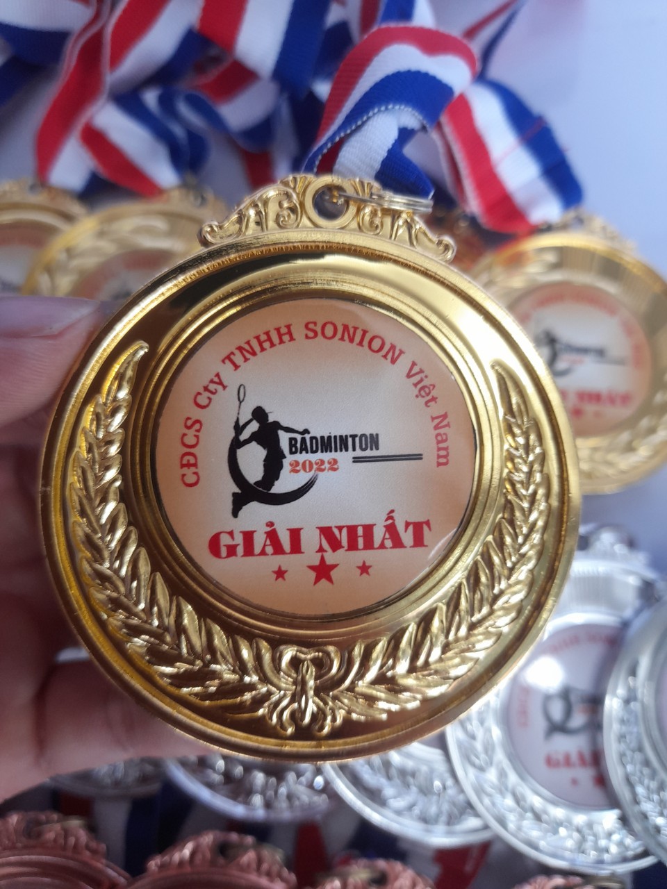 Kỉ niệm chương pha lê cánh sen + huy chương bông lúa, in ấn theo yêu cầu khách hàng