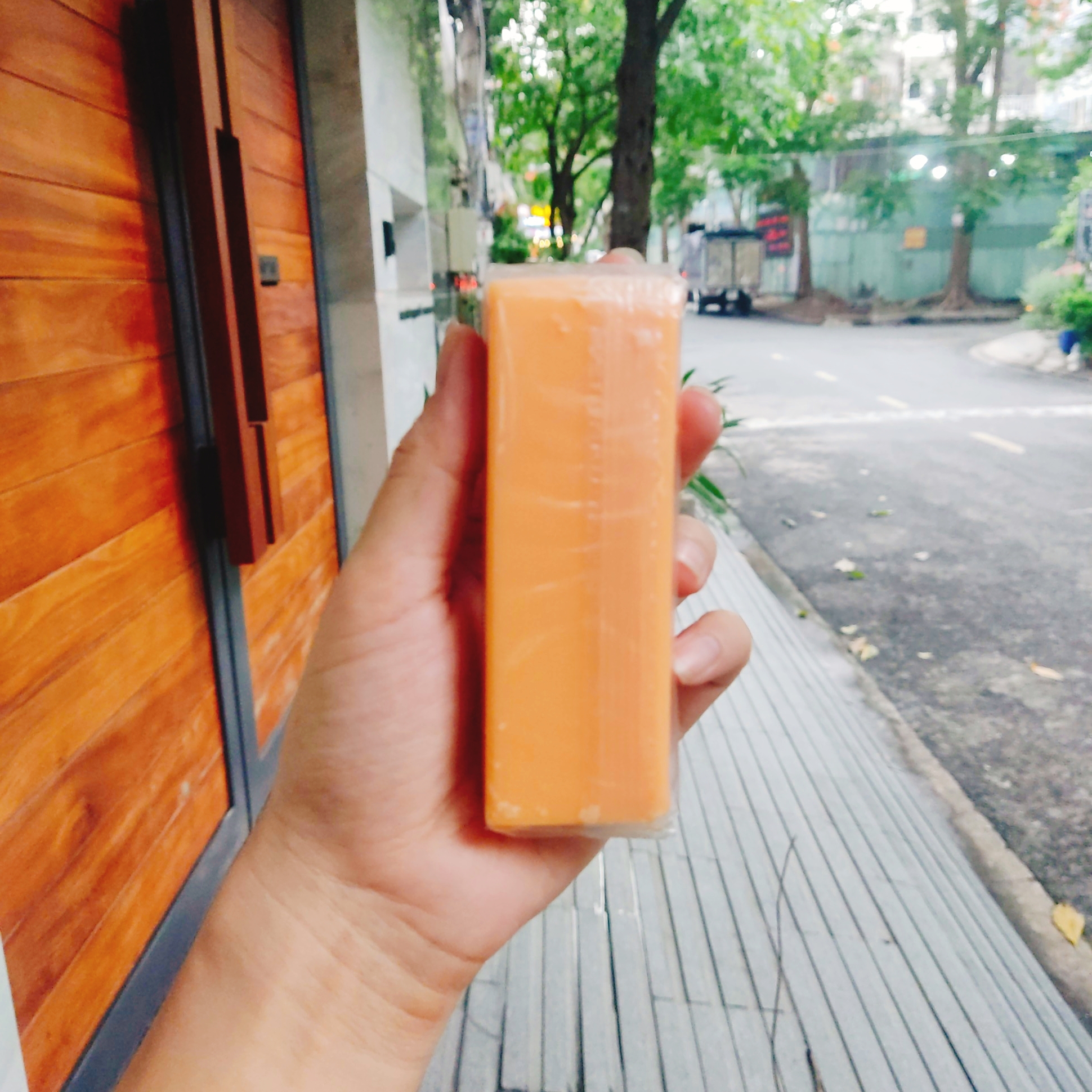 Thanh xà phòng giặt sạch cổ áo hương cam