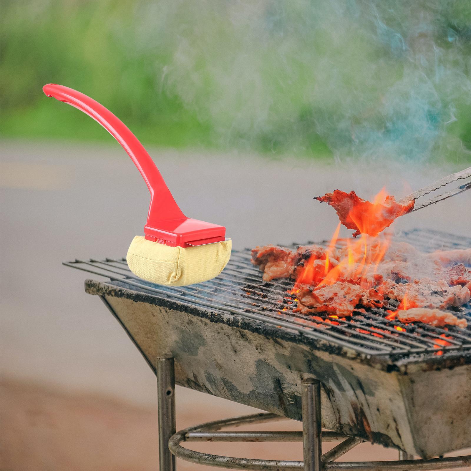 Grilling Grate Cleaner 2 in 1 Outdoor Grill Brush for Stainless Steel Grates