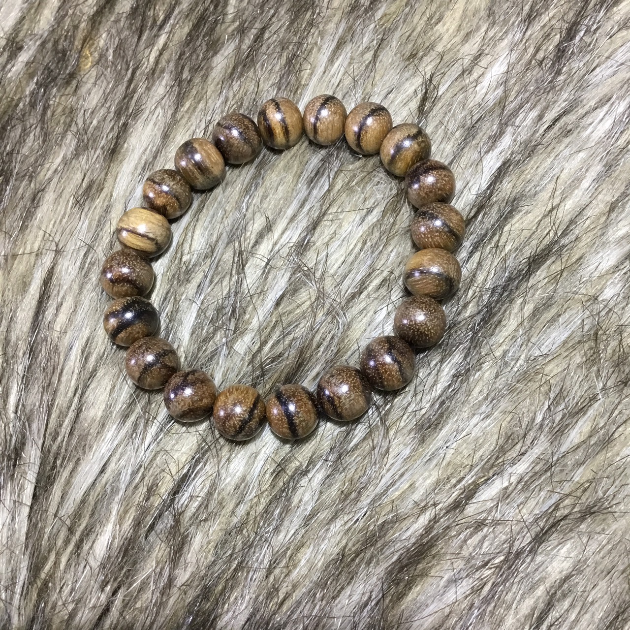 Vòng tay trầm hương Zebra Gaharu Indo đủ size