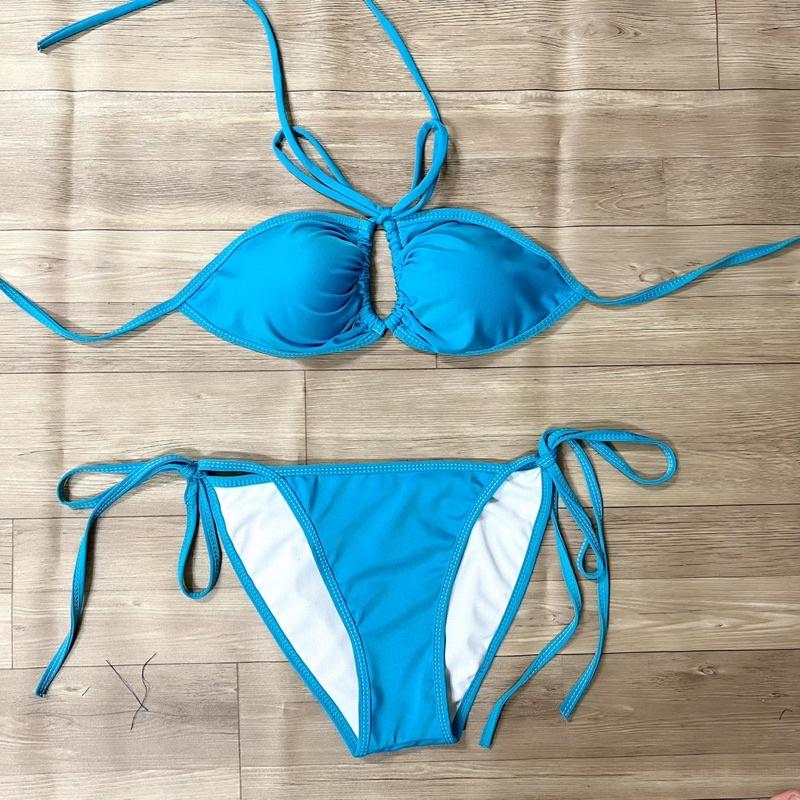 Bikini basic màu xanh biển hot trend