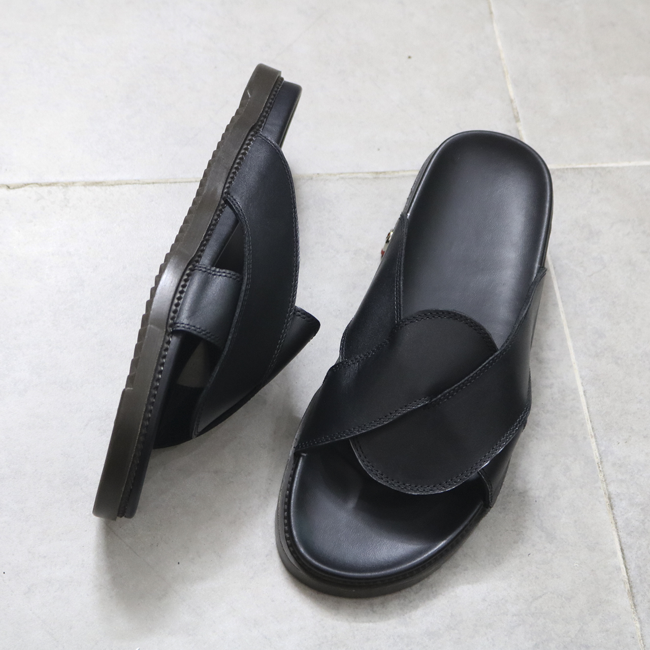 Dép Sandal Nam Da Bò , Loại Quai Chéo, Bảo Hành 1 Năm Da Thật Mã MDE01-C