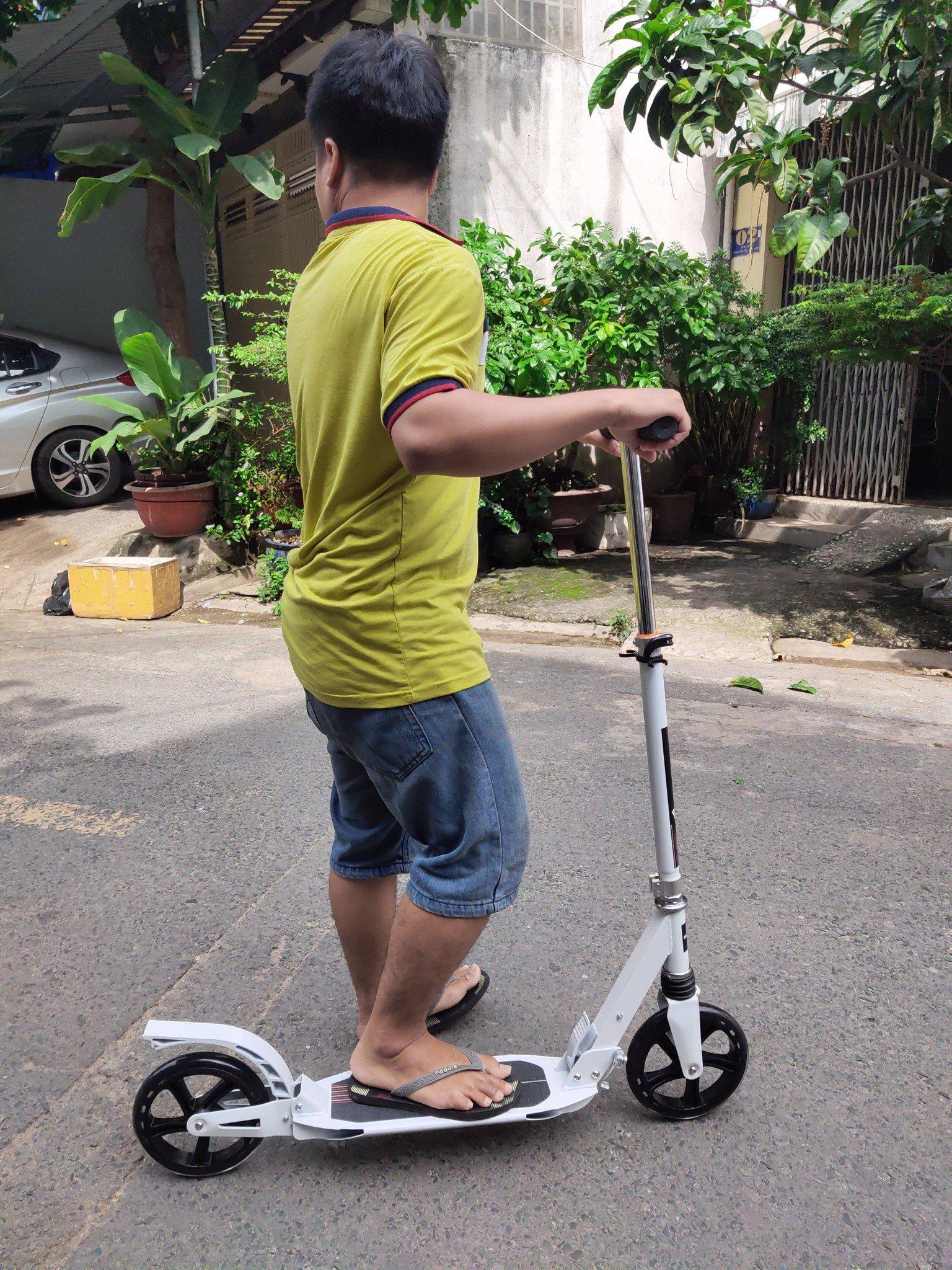 Xe Scooter Cao Cấp Thắng Sau