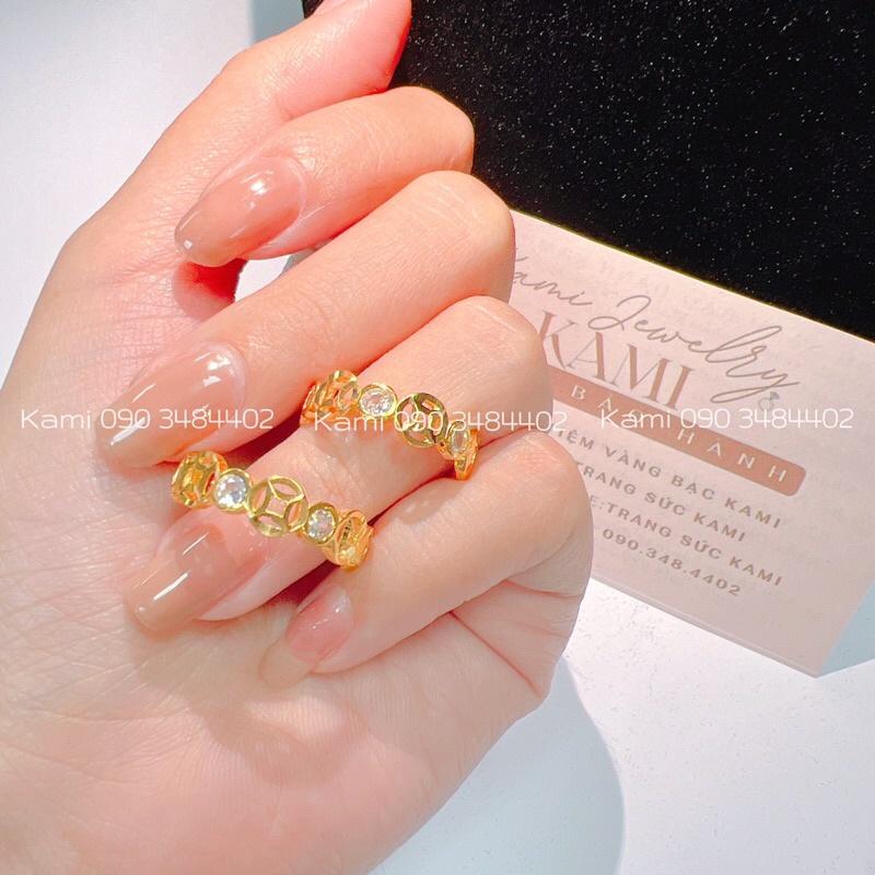 Nhẫn kim tiền gắn đá xen kẽ siêu sáng