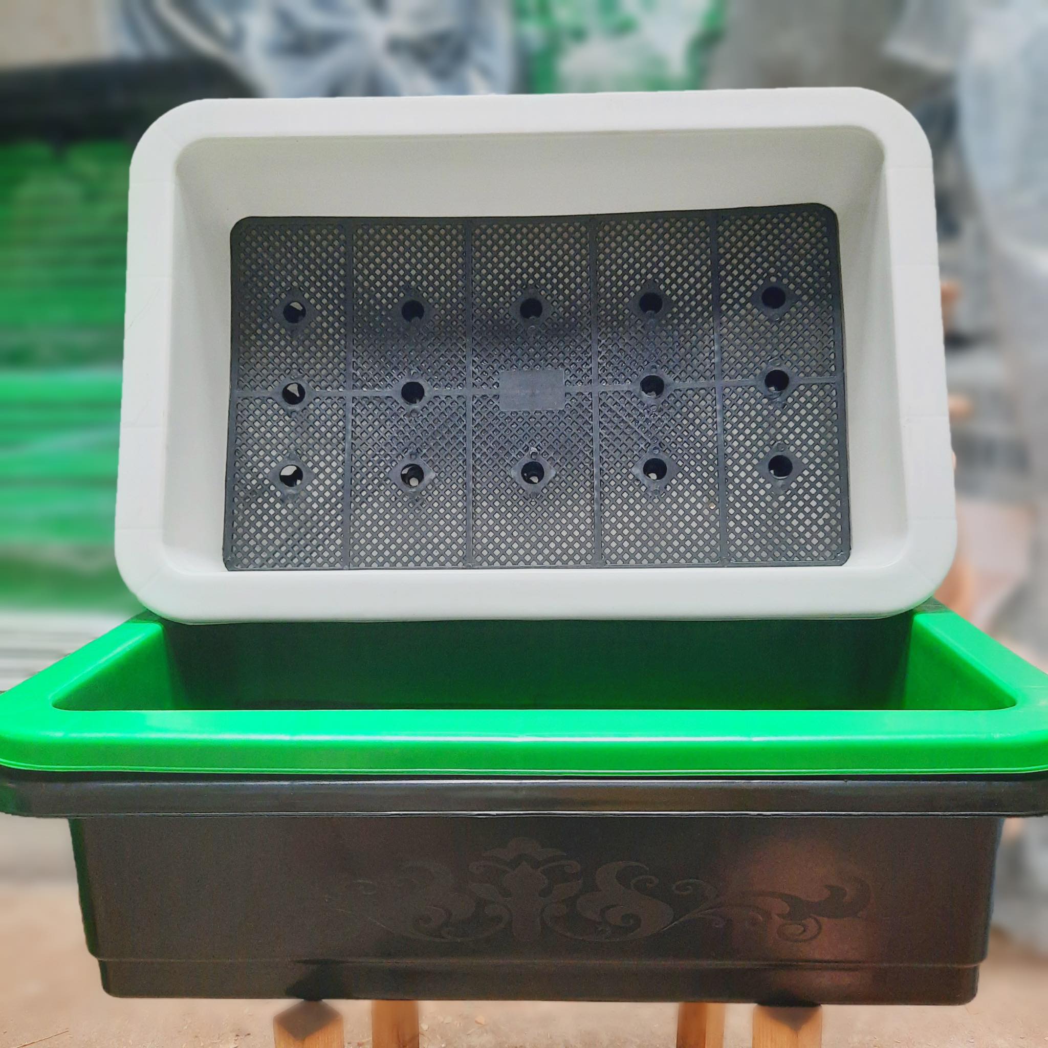 Khay trồng rau chữ nhật M 65*43*18 màu ĐEN