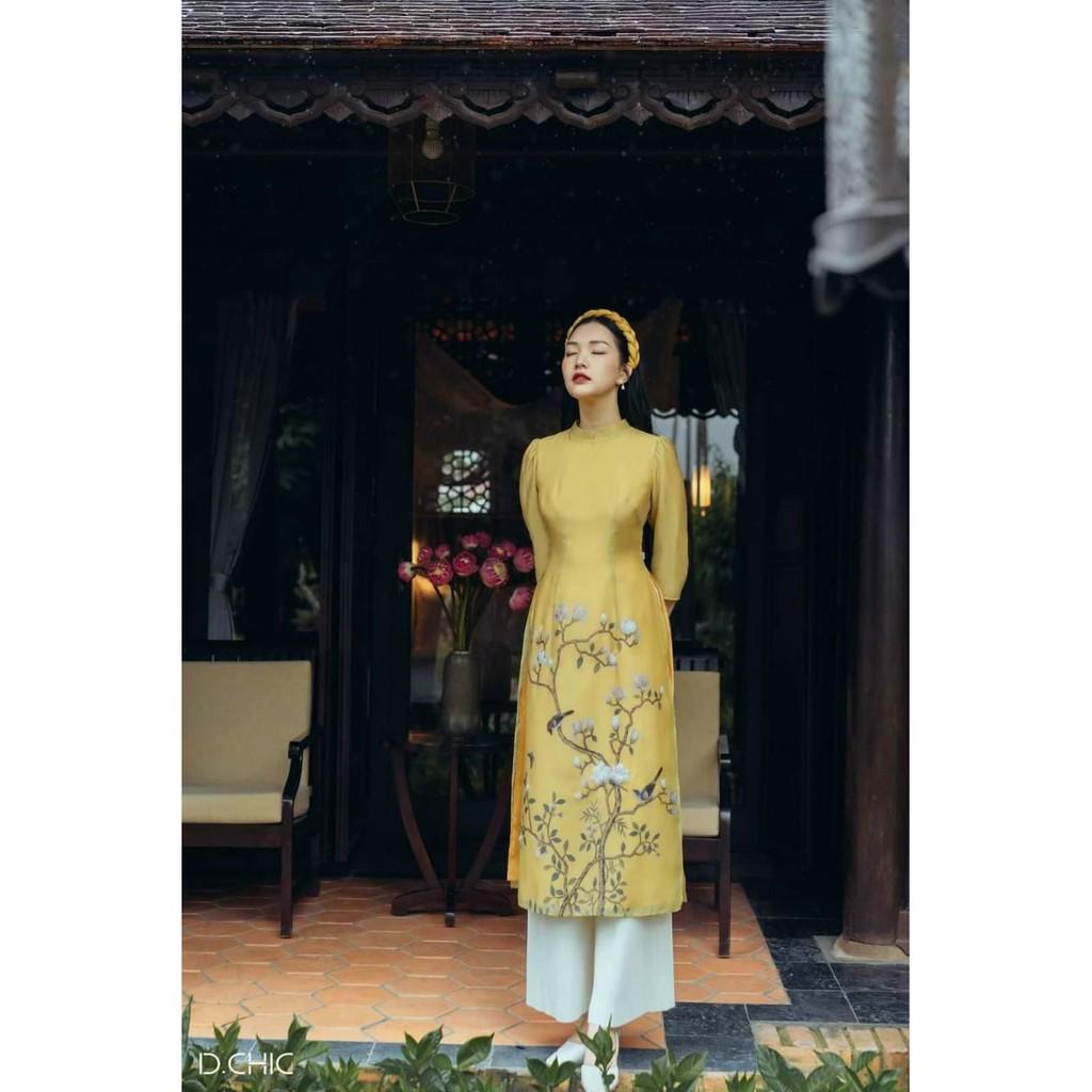 Áo dài cách tân màu vàng <3 Hoa 3D cực xinh