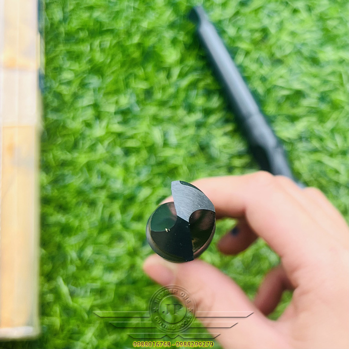 Mũi Khoan Chuôi Côn NPT Nhật Bản Ø20