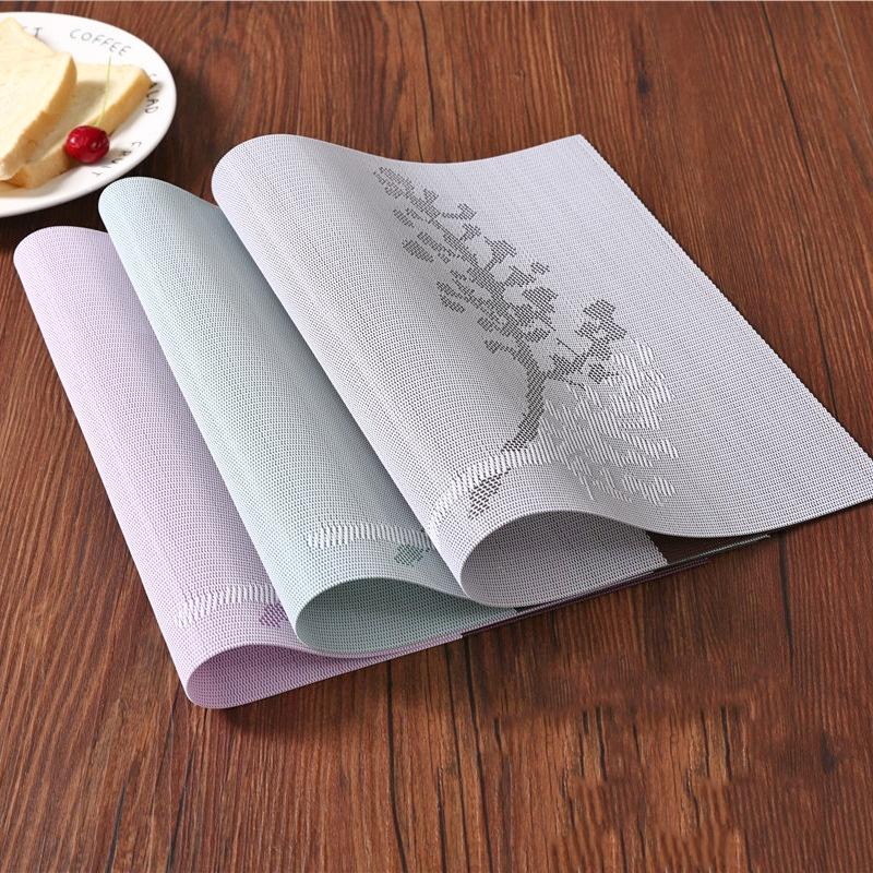Tấm Lót Bàn Ăn Cách Nhiệt Chữ Nhật size 30x45cm Cao Cấp có sẵn 3 Màu | Nhựa PVC Miếng Trải Bàn Ăn
