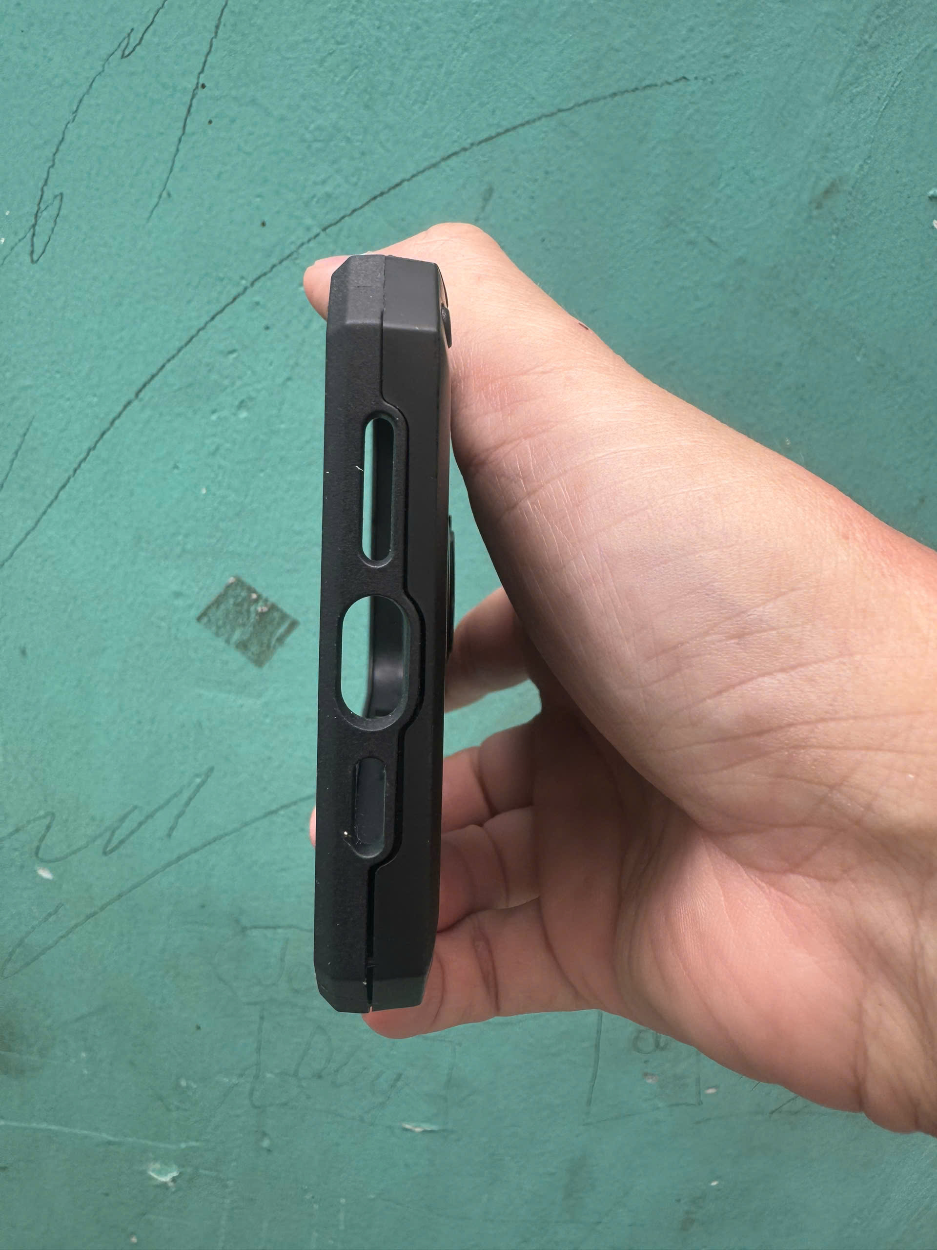 Ốp lưng điện thoại có giá đỡ gấp gọn, xoay 360 độ tích hợp, có nắp che camera dùng cho Iphone 15 ProMax - Hàng chính hãng