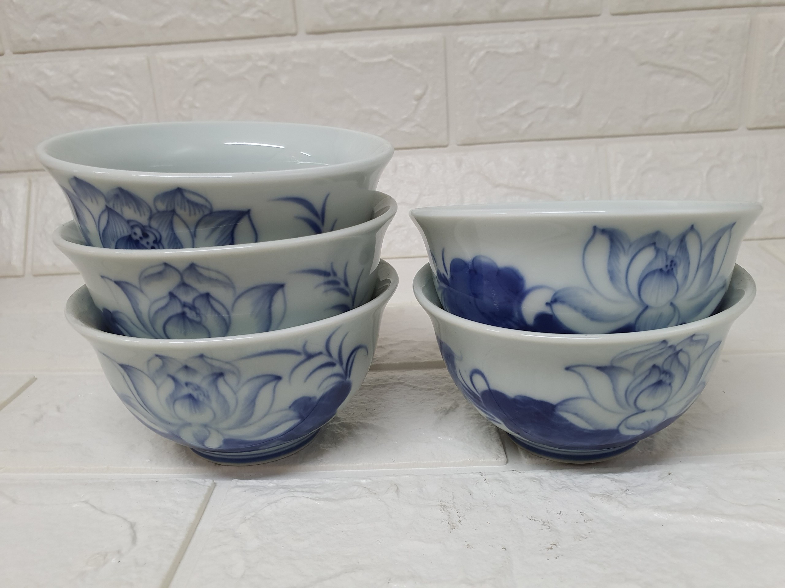 Bộ bát cúng cơm vẽ sen xanh men ngọc gốm sứ Bát Tràng cao cấp.