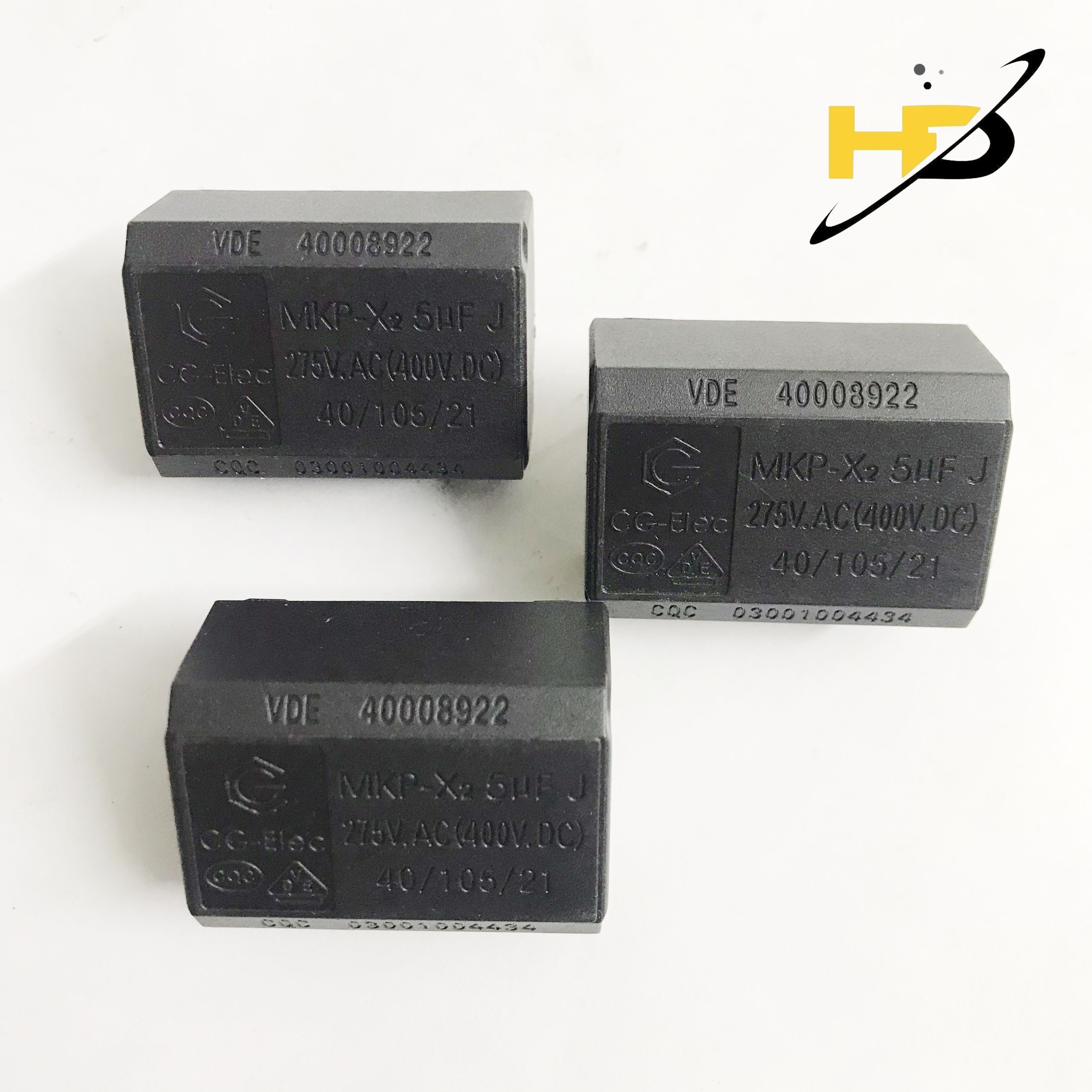 Tụ Bếp Từ 5uF 275VAC 2 Chân Cắm Dáng Nằm Màu Đen