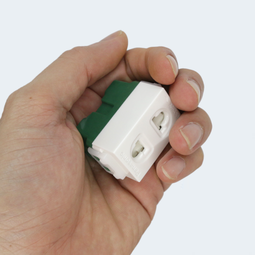 Ổ cắm đơn 2 chấu có màn che