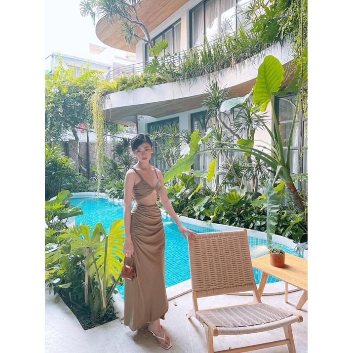 Set đũi hở lưng 2 dây xẻ siêu xinh