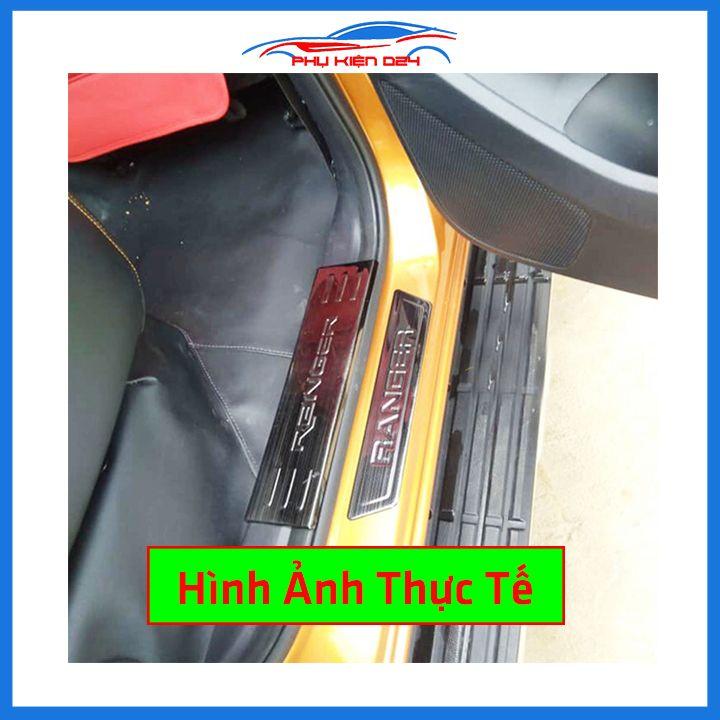 Bộ ốp bậc cửa trong ngoài nẹp bước chân Ranger 2016-2017-2018-2019 vân Titan chống trầy trang trí xe