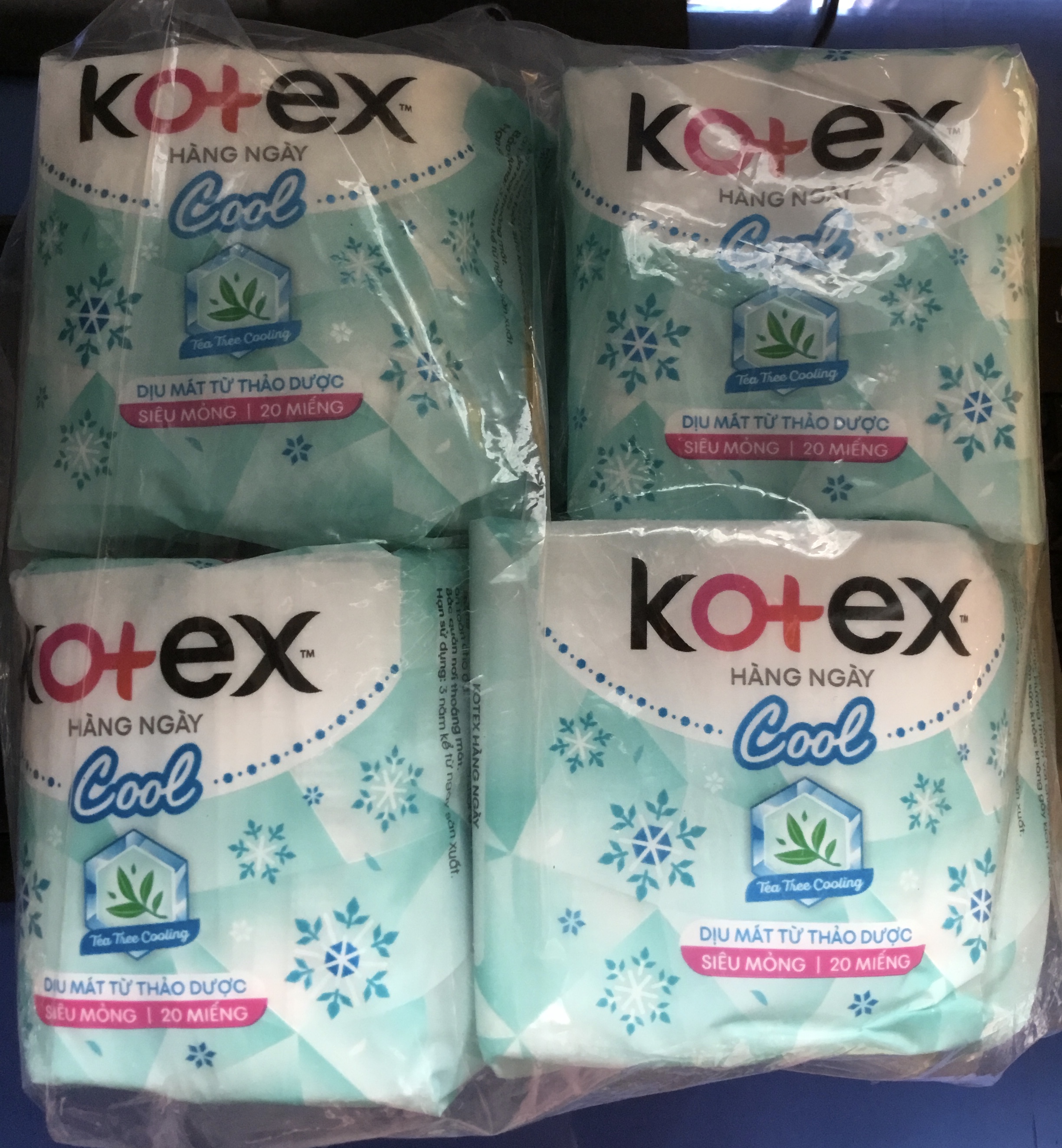 Combo 8 Gói Băng Vệ Sinh Kotex Hàng Ngày Cool siêu mỏng- Mỗi Gói 20 Miếng- HSD luôn mới