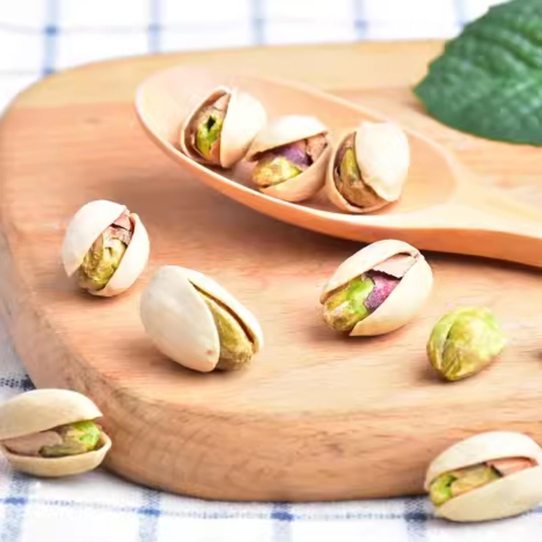 Hạt dẻ cười sấy muối ăn vặt phù hợp mọi lứa tuổi 160g Dan D Pak