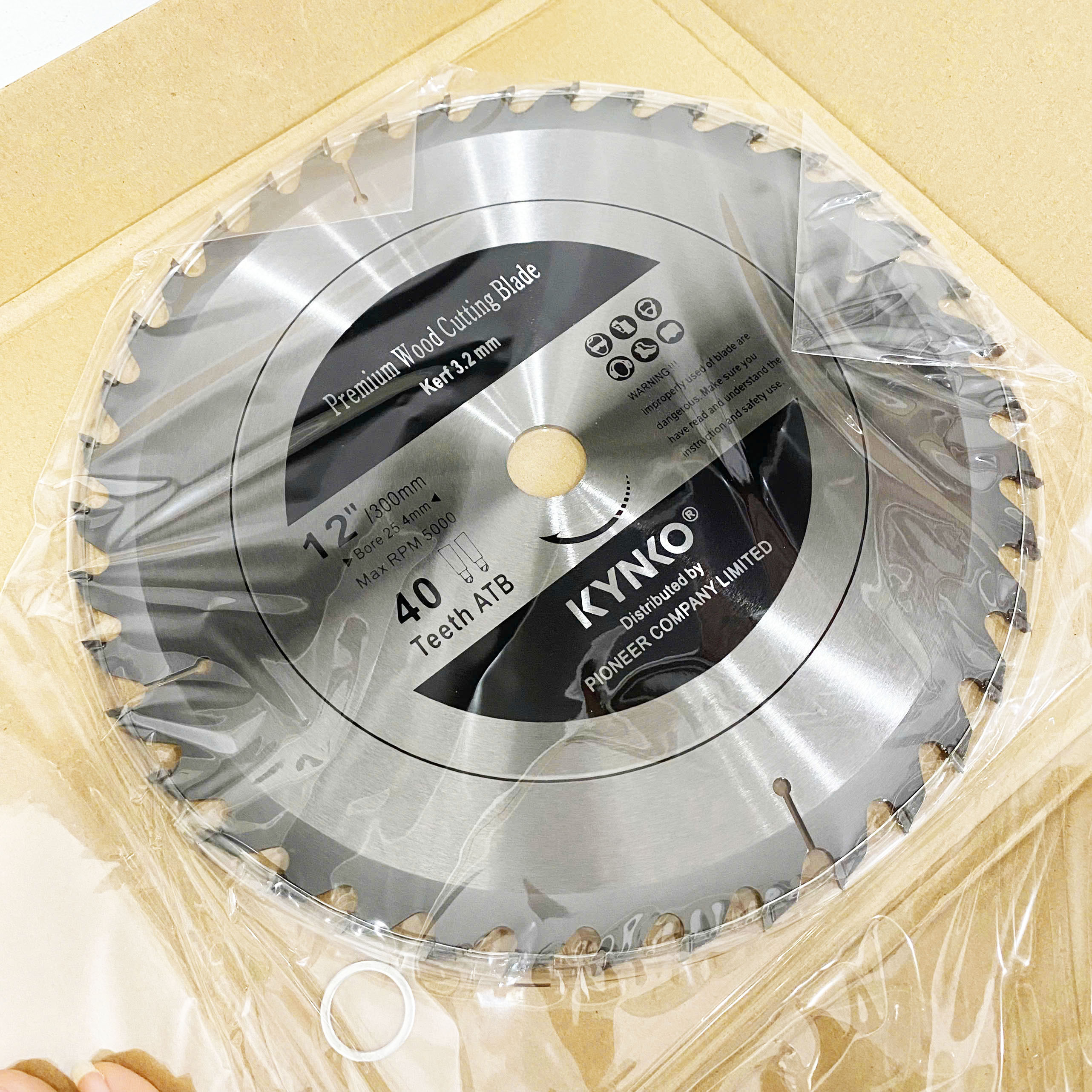 LƯỠI CƯA GỖ TCT 40 RĂNG đường kính phi Ø 300mm KYNKO WGZ300040PD25b24