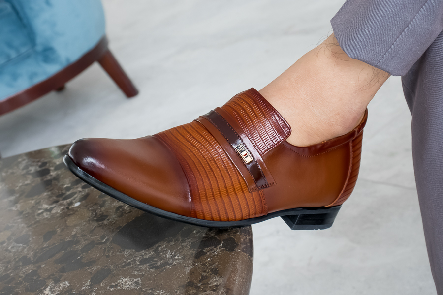 GIÀY TĂNG CHIỀU CAO DÀNH CHO NAM GIỚI S1083 SỌC - CAO 6CM GIÀY ĐỘN NAM CAO VƯỢT TRỘI