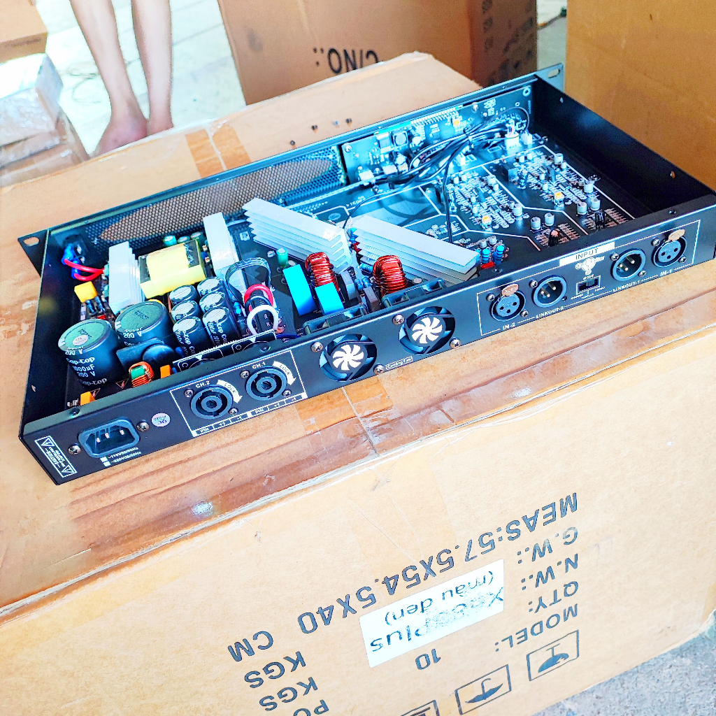 Bán lỗ lấy tương tác . đẩy công suất TAMASHI FX 800 FX800 B3 BX800 BX 800 classD hiệu năng cao gọn nhẹ chất âm sạch nét