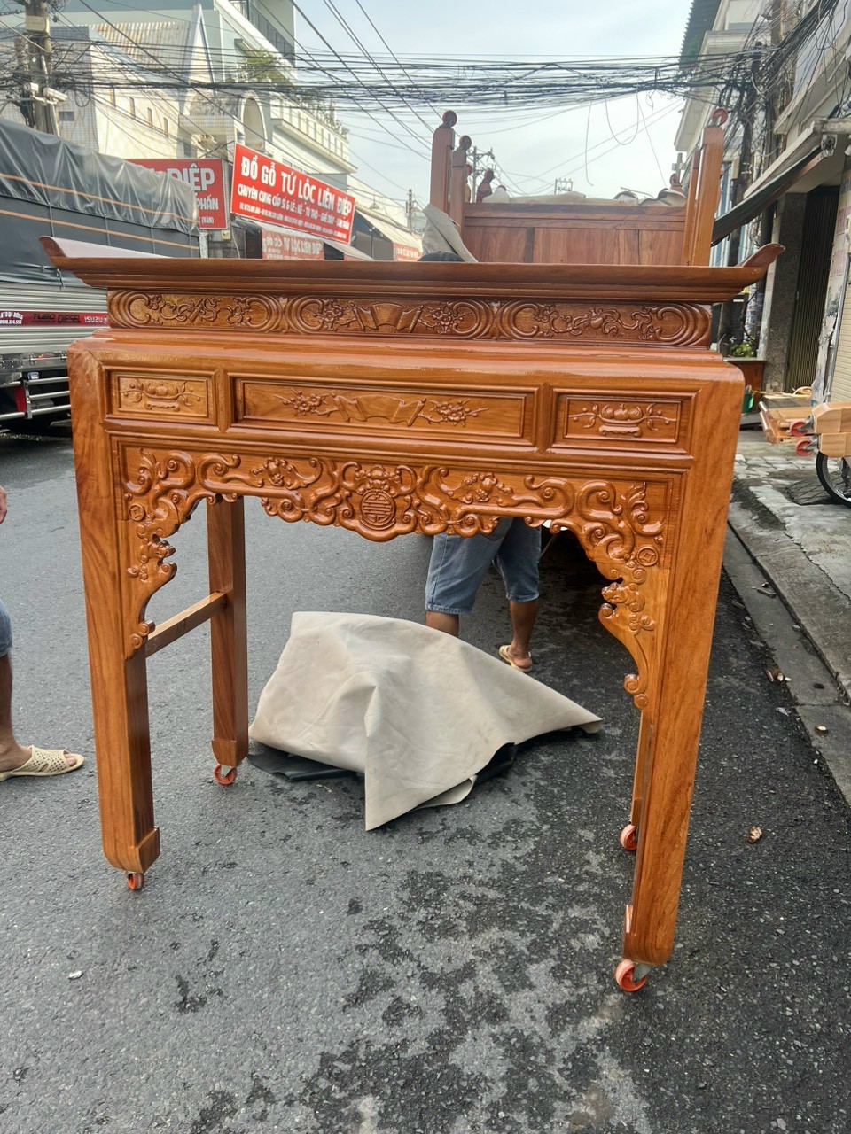 Án gian thờ gia tiên gỗ hương 1 tầng,bàn thờ bàn cúng phật ngang 1m75