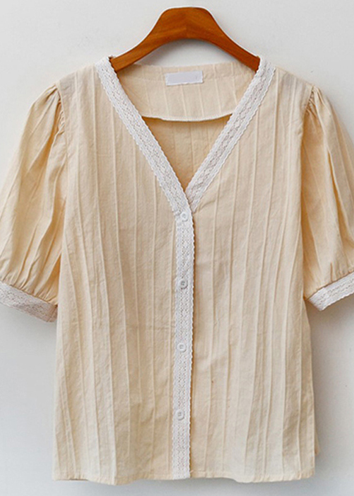 Áo Blouse Viền Ren Nữ Tính Freesize