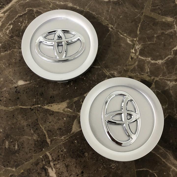 Logo chụp mâm, ốp lazang bánh xe ô tô Toyota Camry Đời từ 2000-2003