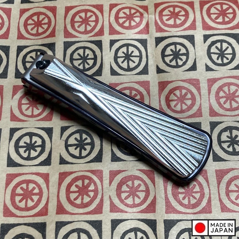 Bấm móng tay cao cấp Kai R Claw size M - Made in Japan