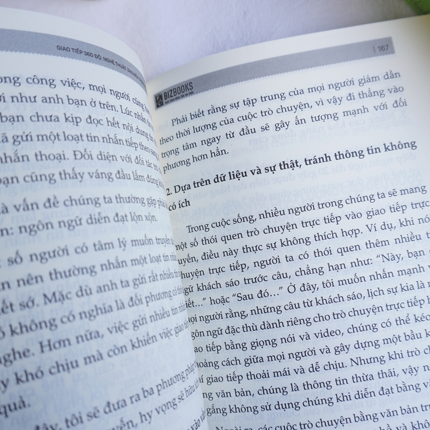 Sách Giao Tiếp 360 Độ: Nghệ Thuật Ứng Biến Trong Mọi Tình Huống - Ba Bước Để Liên Kết Các Mối Quan Hệ Có Ý Nghĩa