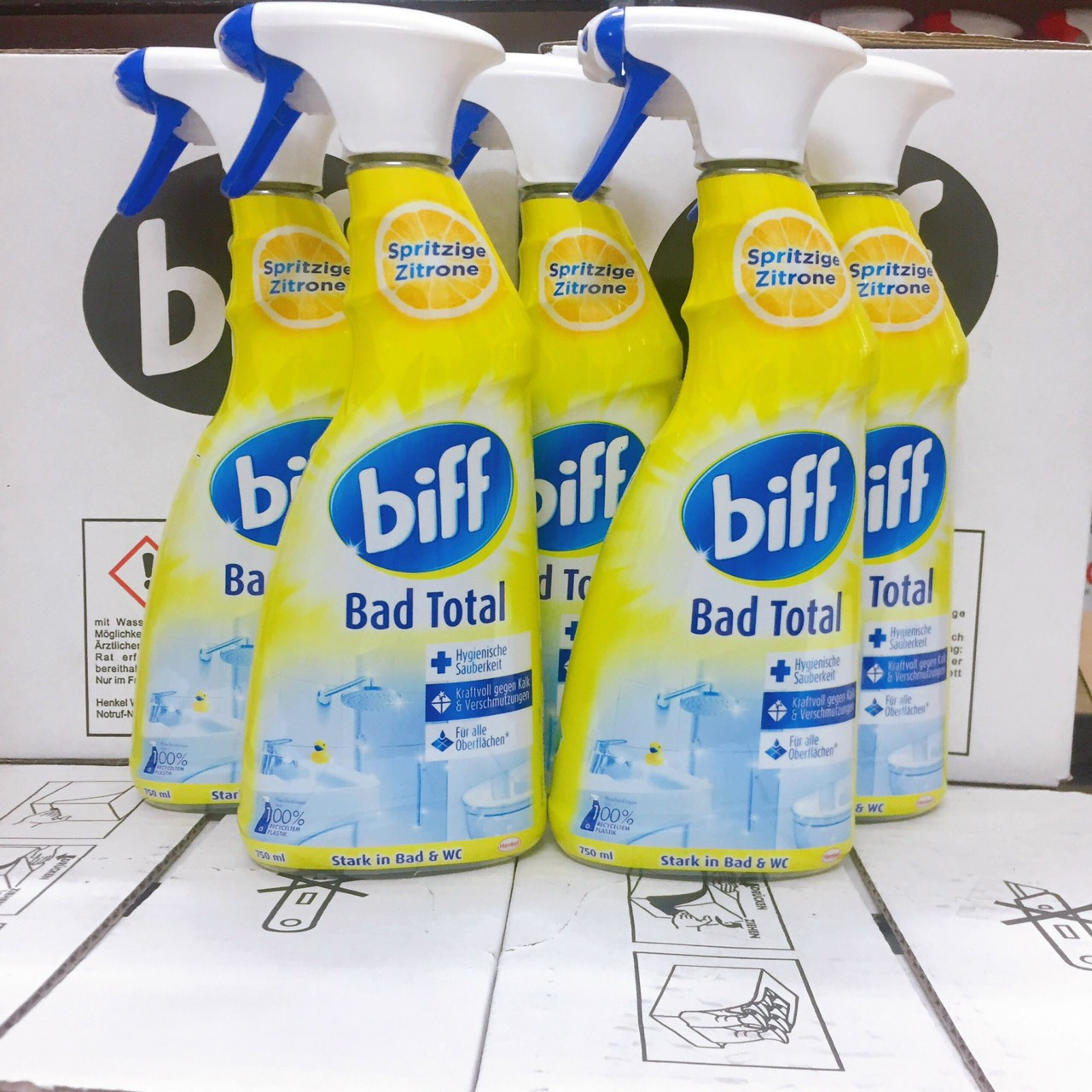 Xịt tẩy rửa vệ sinh  nhà tắm BIFF - Siêu sạch - hàng Đức - 750ml