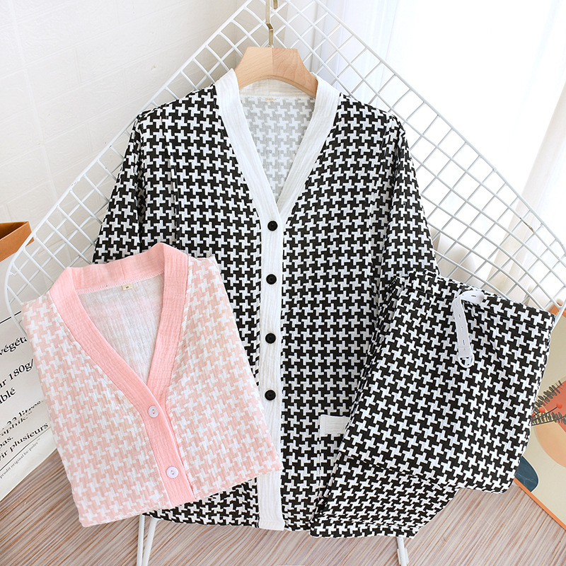 Bộ Đồ Bầu Và Sau Sinh Cổ V Chất Liệu Xô Muslin Cao Cấp Có Khe Mở Cho Con Bú Azuno