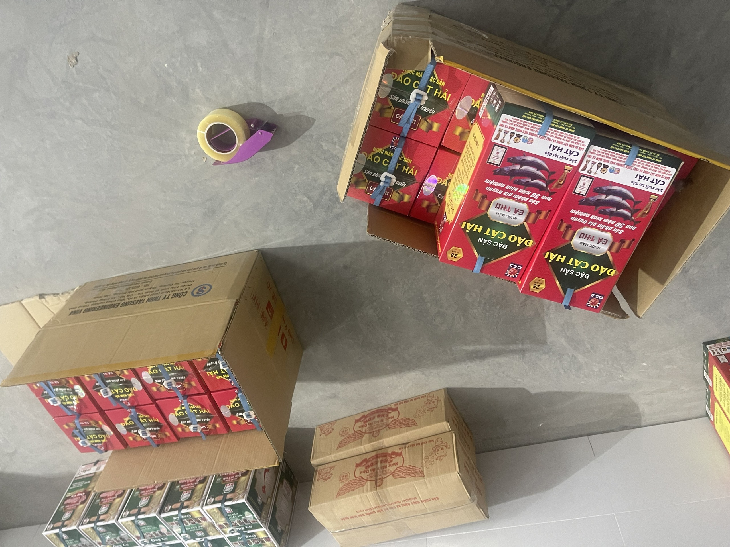 Nước Mắm Cá Thu truyền thống 29 độ đạm,650ml/chai