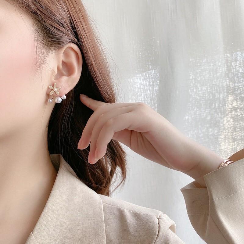 Khuyên tai ngọc đeo được 2 kiểu