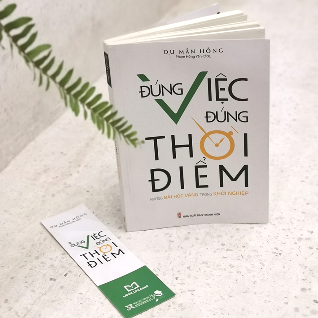 ComBo 2 Cuốn: Vĩ Đại Nhờ Tôi Luyện Mà Thành + Đúng Việc Đúng Thời Điểm