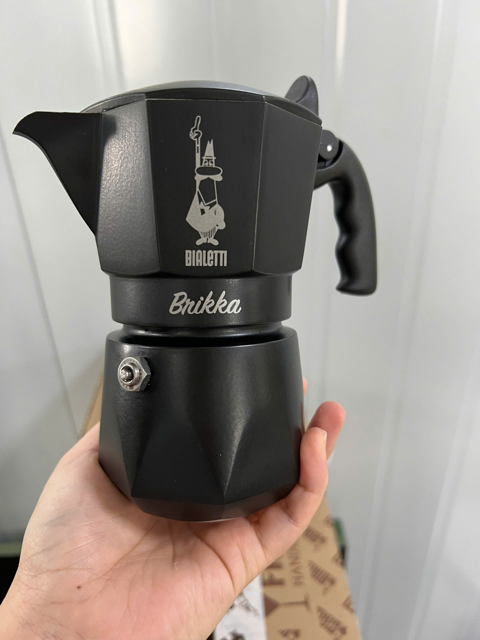 Ấm pha cà phê có crema BIALETTI BRIKKA 2023 (Japan Edition) 2 cup | Hàng chính hãng