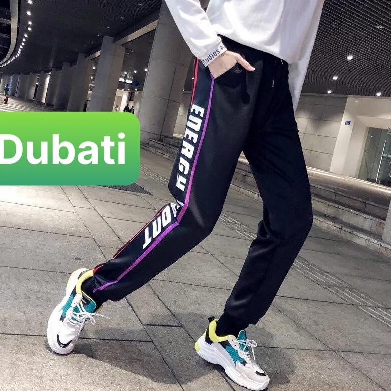 QUẦN JOGGER THỂ THAO VIỀN CHỮ ĐÙI CHẤT NỈ DA CÁ NAM NỮ CÓ BO HOT TREND 2022 -DUBATI FASHION