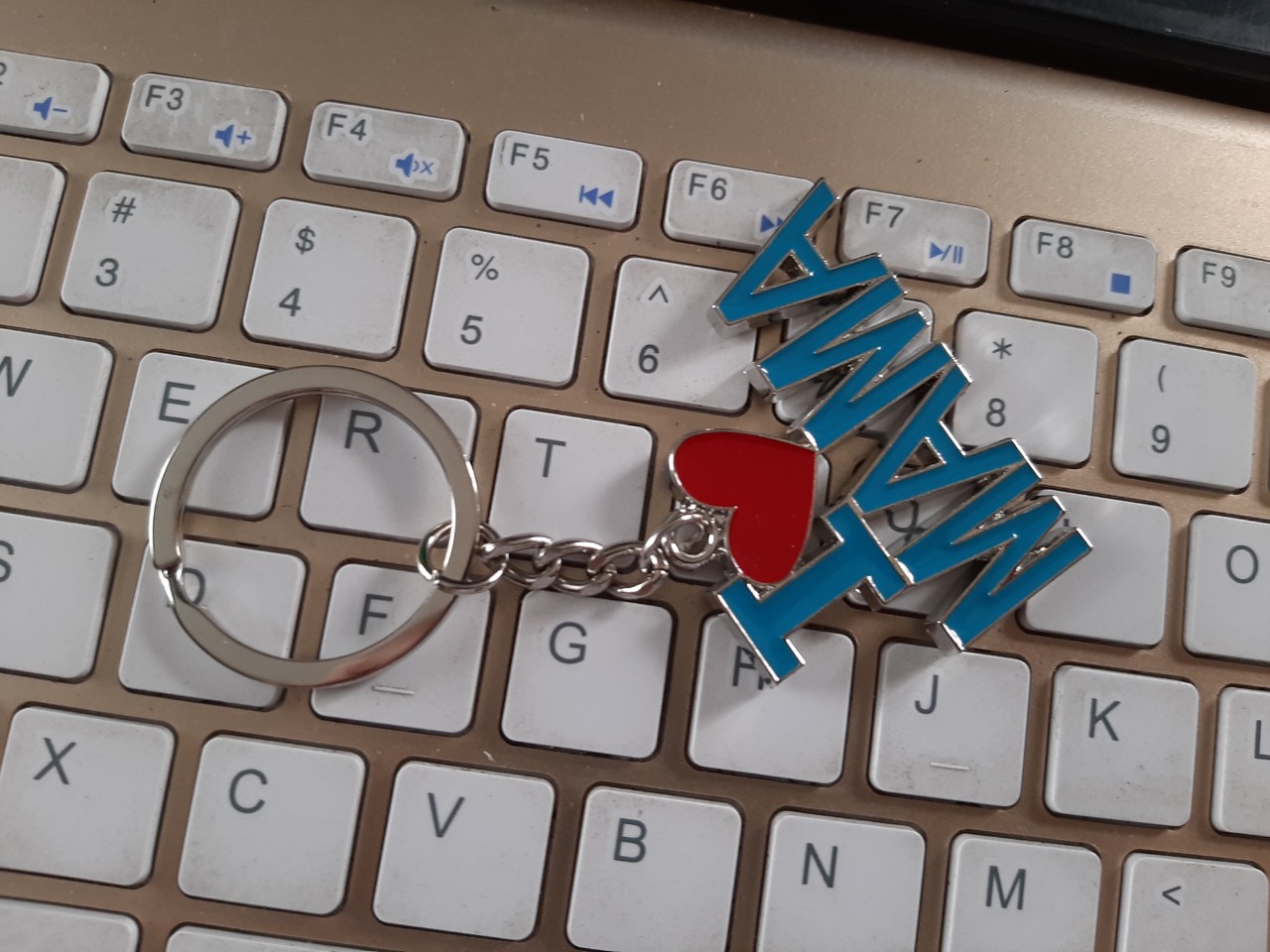 Móc khóa con yêu mẹ , quà tặng mẹ