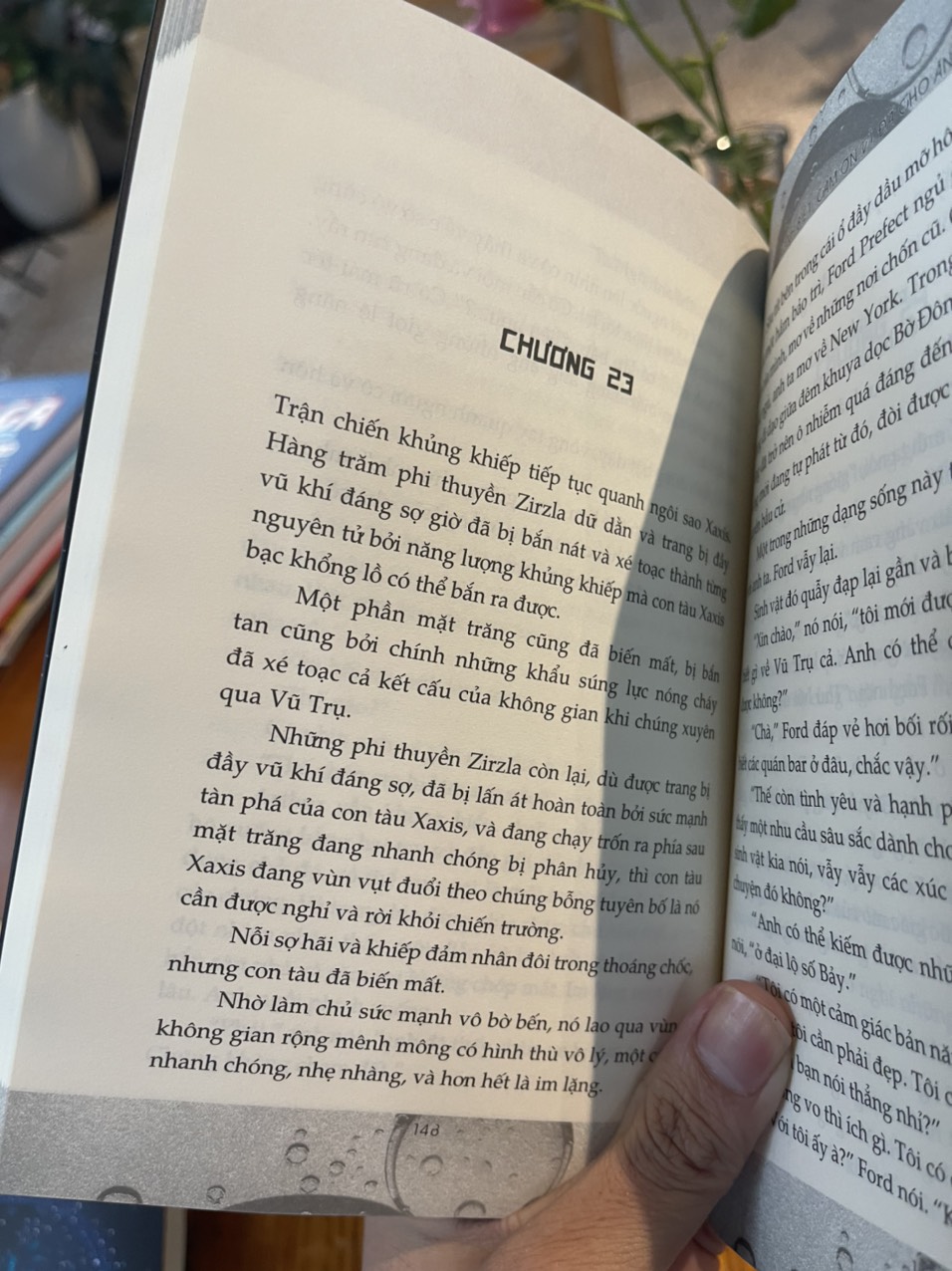 HẦU NHƯ VÔ HẠI - Douglas Adams – Lê Minh Đức dịch – Nhã Nam – bìa mềm
