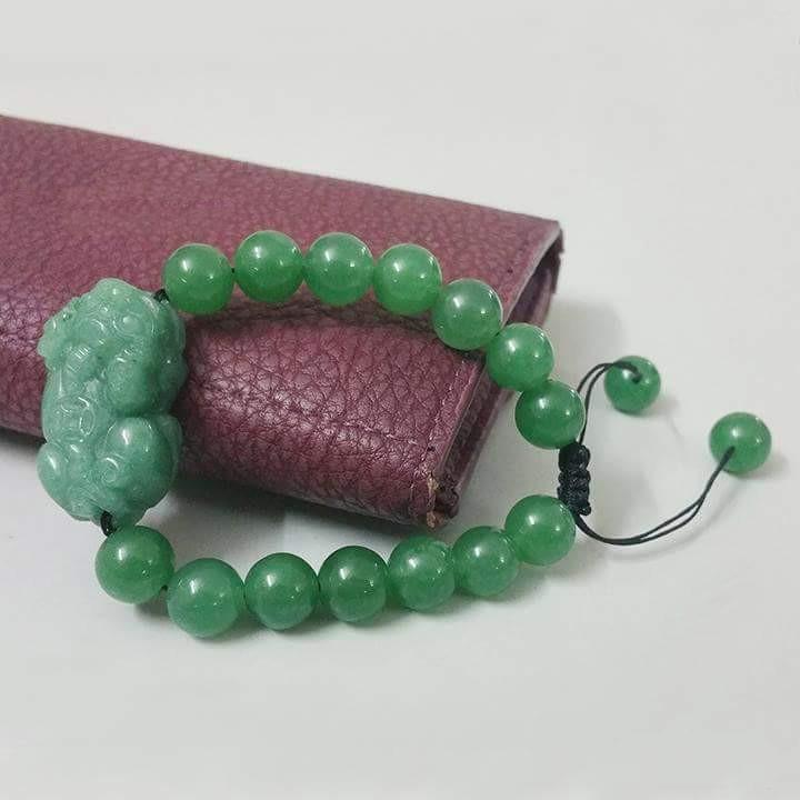 Vòng tay phong thủy Tỳ Hưu đá Aventurine 10 ly tết dây
