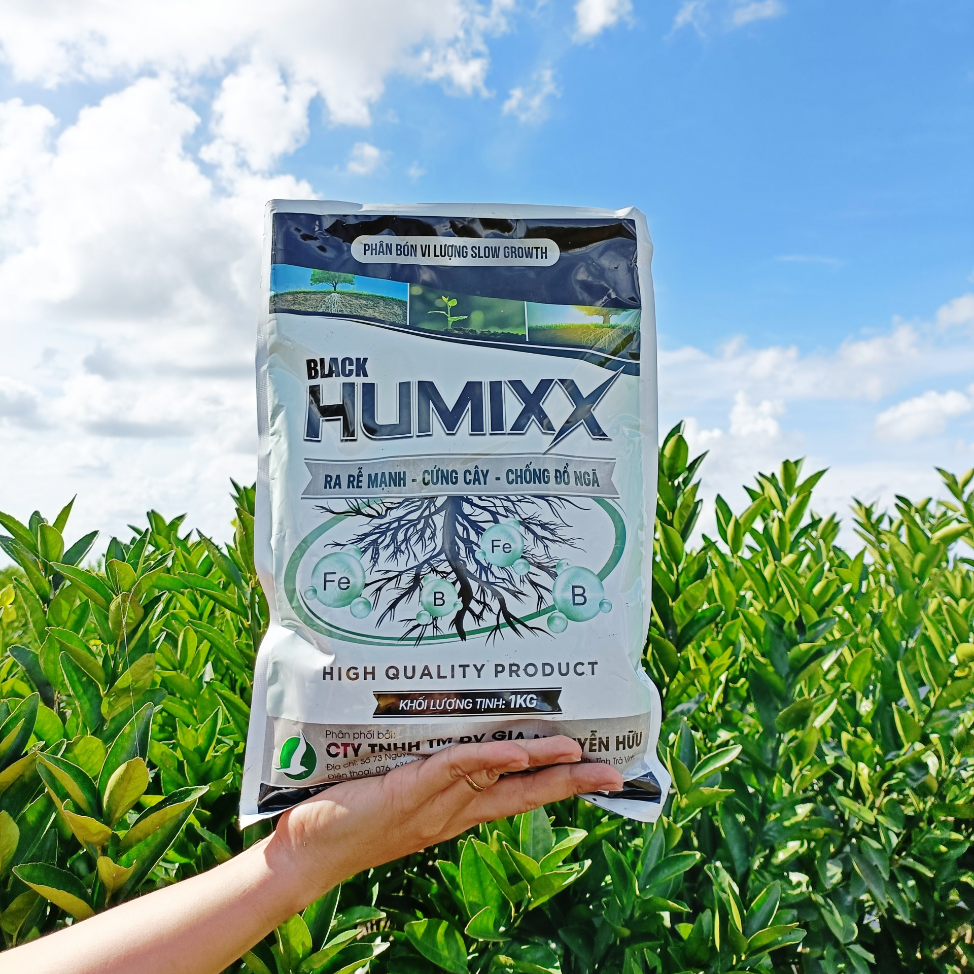PHÂN BÓN VI LƯỢNG HUMIXX 1KG - DẠNG VẢY, TRỘN PHÂN SIÊU DÍNH, GIÚP CÂY HẤP THU PHÂN BÓN TỐT, GIẢI ĐỘC HỮU CƠ, HẠ PHÈN, KÍCH RỄ