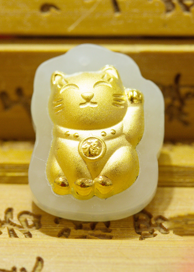 Hình ảnh Mặt dây Phỉ thúy dát vàng 24K Mèo Chiêu Tài - Ancarat