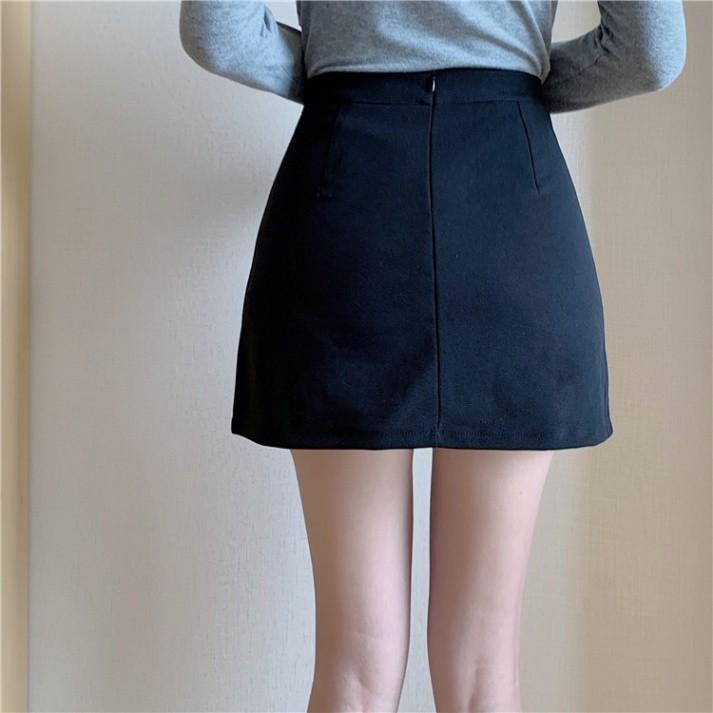 Quần váy chữ A ngắn xẻ trước màu xanh than CRCAV38