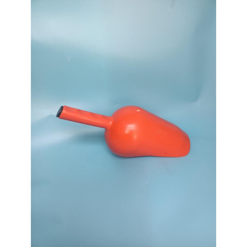 Vá nhựa, ca nhựa, gáo nhựa xúc cám chuyên dụng 1.5kg