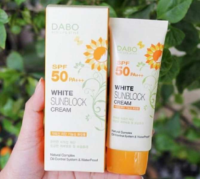 Combo 2 hộp kem chống nắng Dabo Whitening SPF 50 PA+ Hàn Quốc (70ml) và nơ