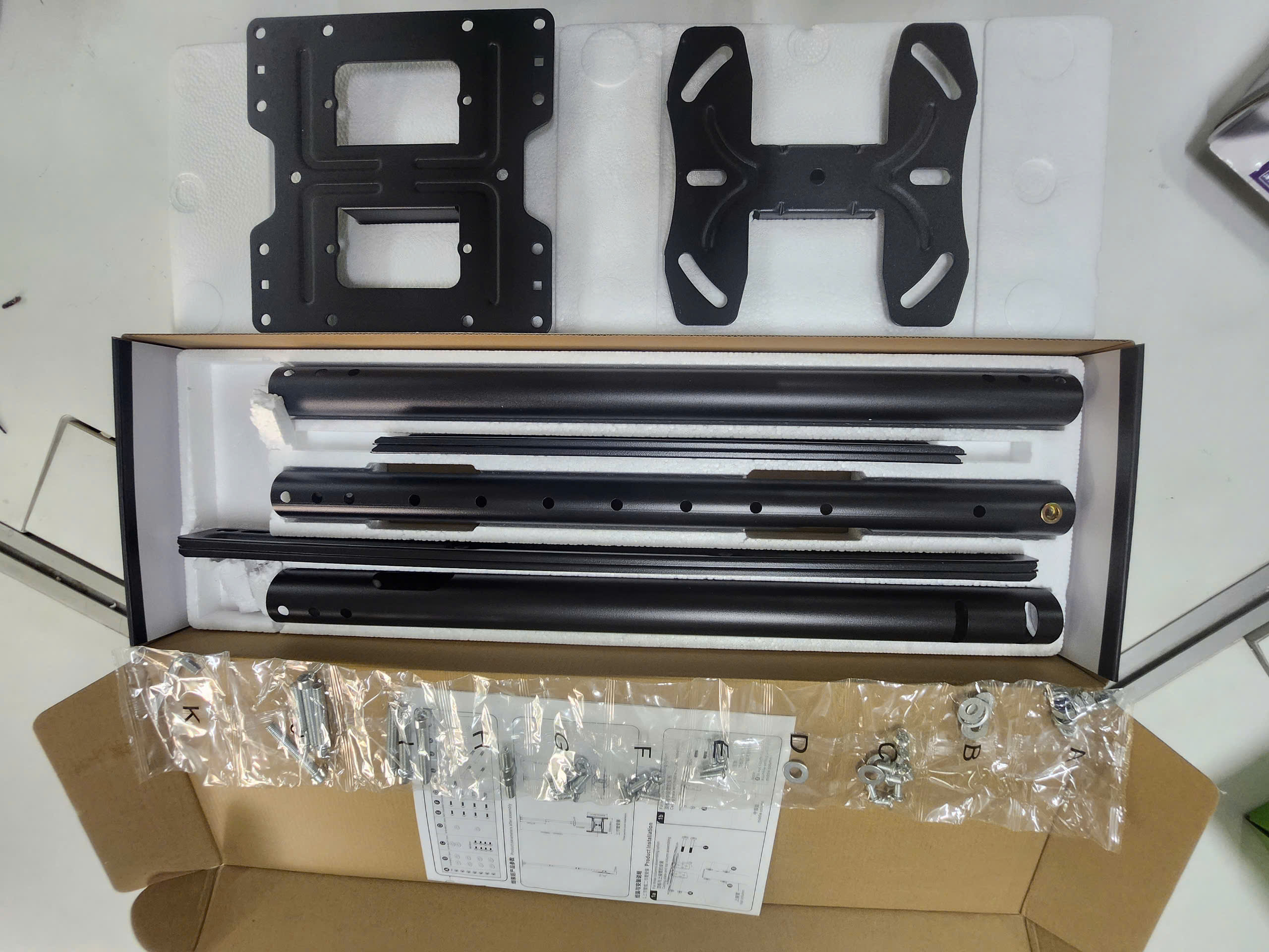 Khung treo Tivi thả trần DJ560-15  Treo tivi từ 32 inch đến 7 0inch - Hàng nhập khẩu