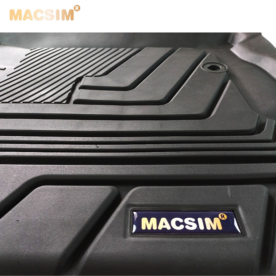 Thảm lót sàn xe ô tô Land Cruiser 2010 đến nay Nhãn hiệu Macsim chất liệu nhựa TPE đúc khuôn cao cấp