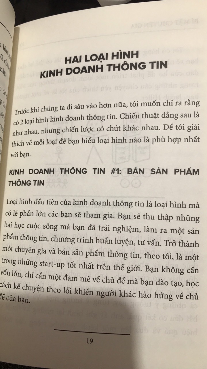 Bí mật chuyên gia ( sổ tay ngầm giúp tạo ra dòng người sẵn sàng trả tiền để nghe lời khuyên của bạn )+ bookmak hình