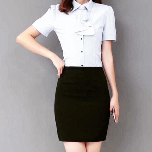 Chân Váy Bút Chì Xẻ Sau CV150