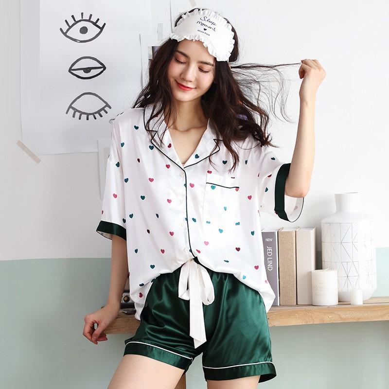 Bộ pyjama lụa nữ mặc nhà họa tiết trái tim