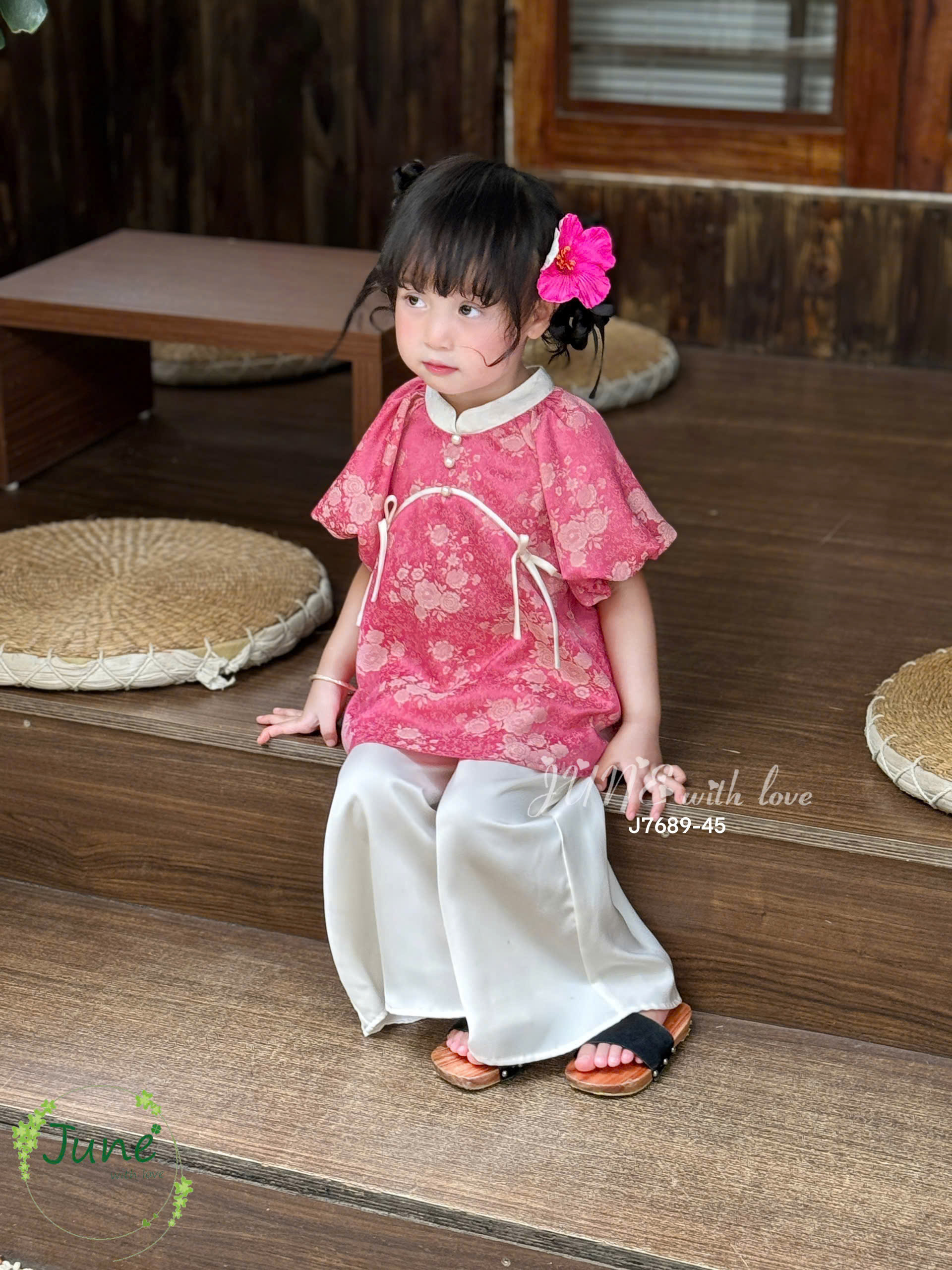 Bộ áo bà ba gấm cho bé gái phối quần suông diện tết năm mới 10-40kg mềm mát
